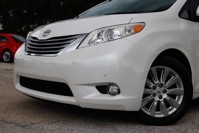 Used 2014 Toyota Sienna Limited w/ Limited Premium Package AWD/4WD image 23