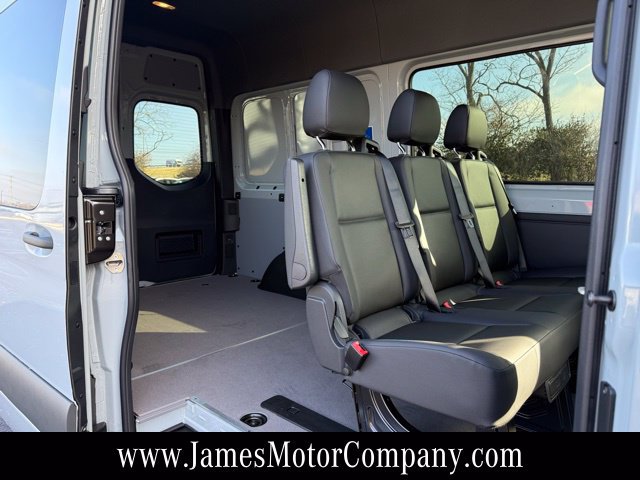 Used 2026 Mercedes-Benz Sprinter 2500 image 18