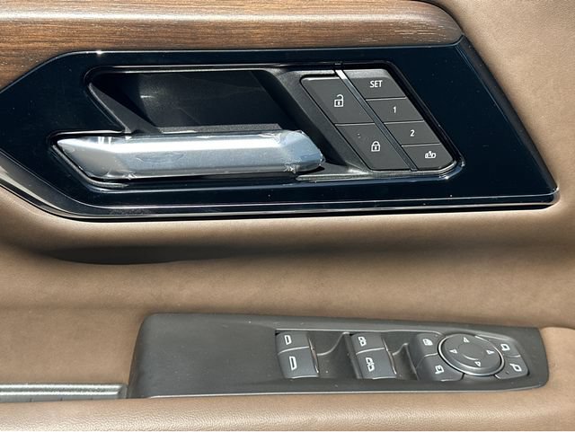 New 2026 GMC Yukon XL Denali Ultimate AWD/4WD image 37