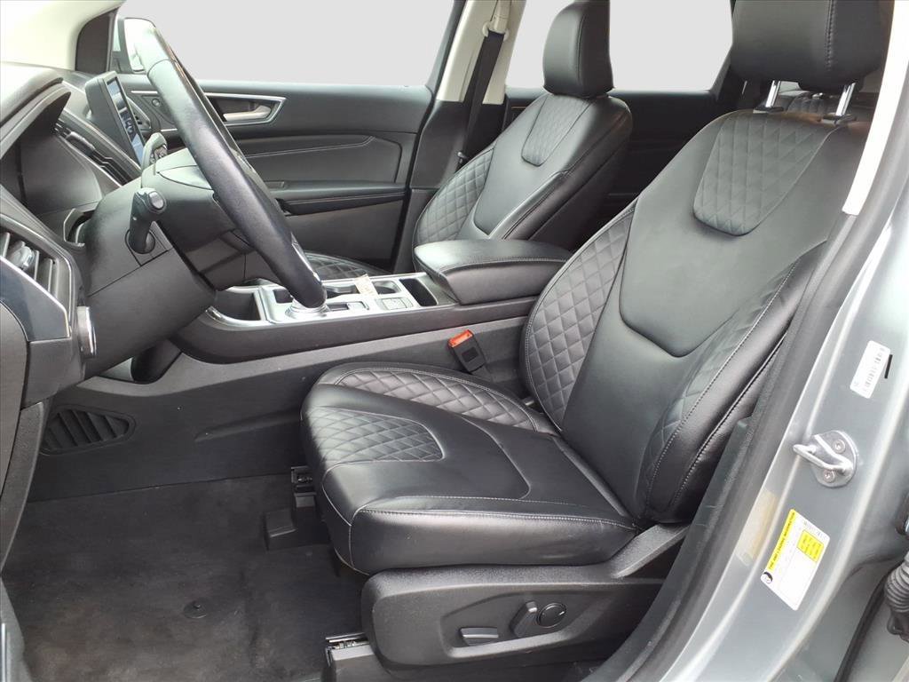 Used 2024 Ford Edge Titanium image 12