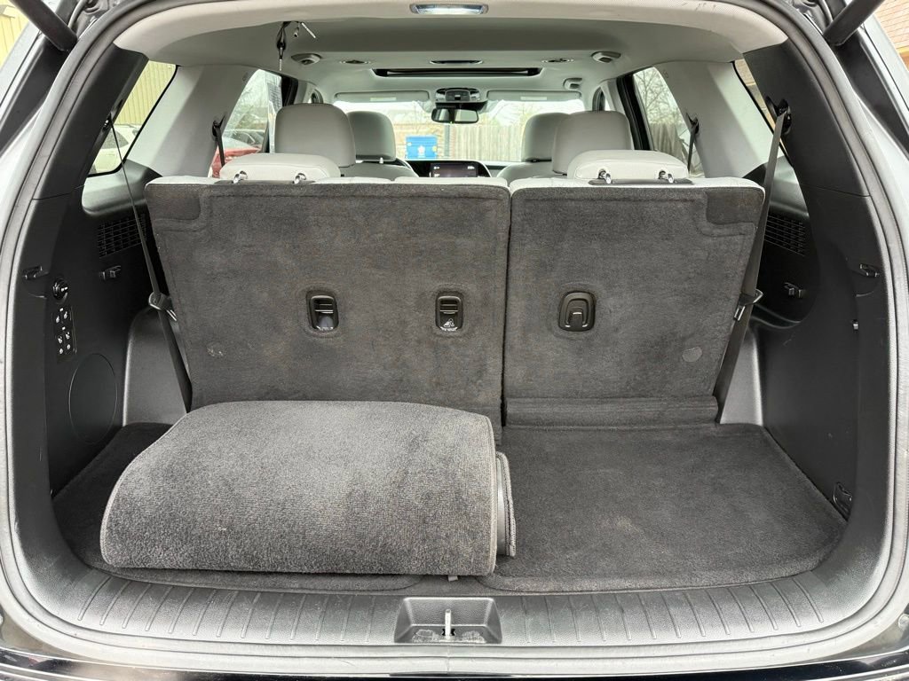Used 2021 Hyundai Palisade SEL w/ Premium Package image 18