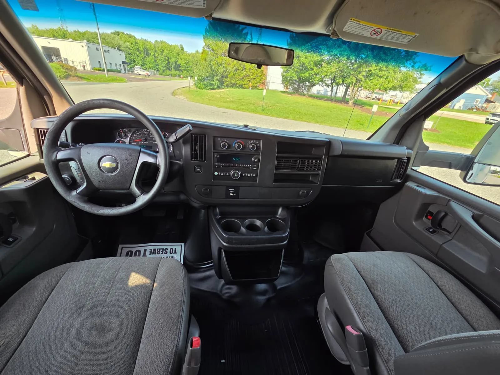 Used 2014 Chevrolet Express 3500 Extended RWD image 29