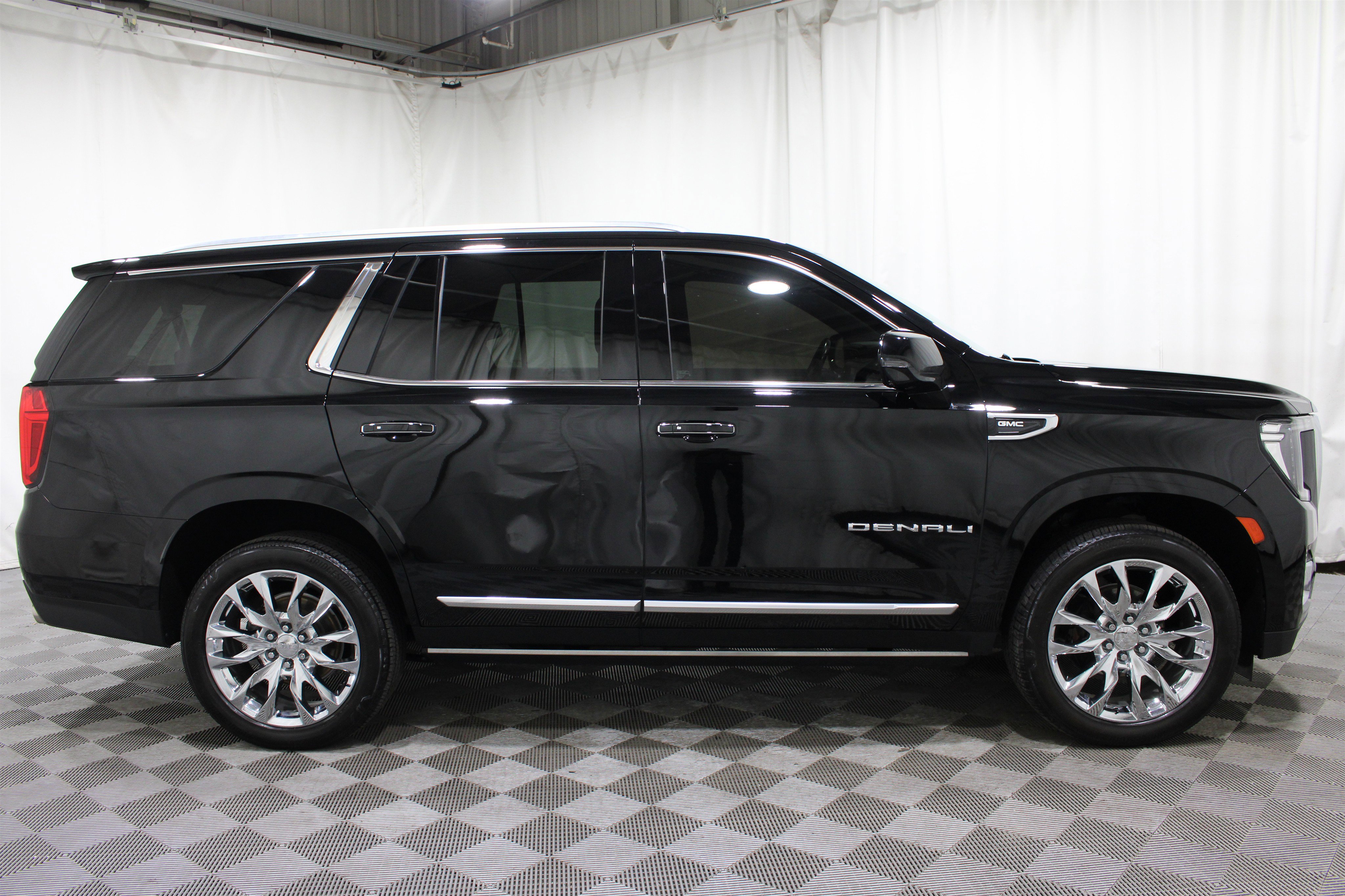 Used 2022 GMC Yukon Denali AWD/4WD image 30