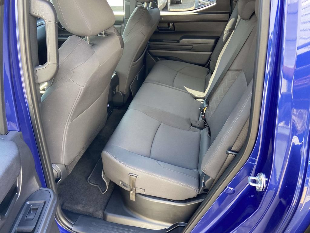 Used 2024 Toyota Tacoma SR5 AWD/4WD image 17