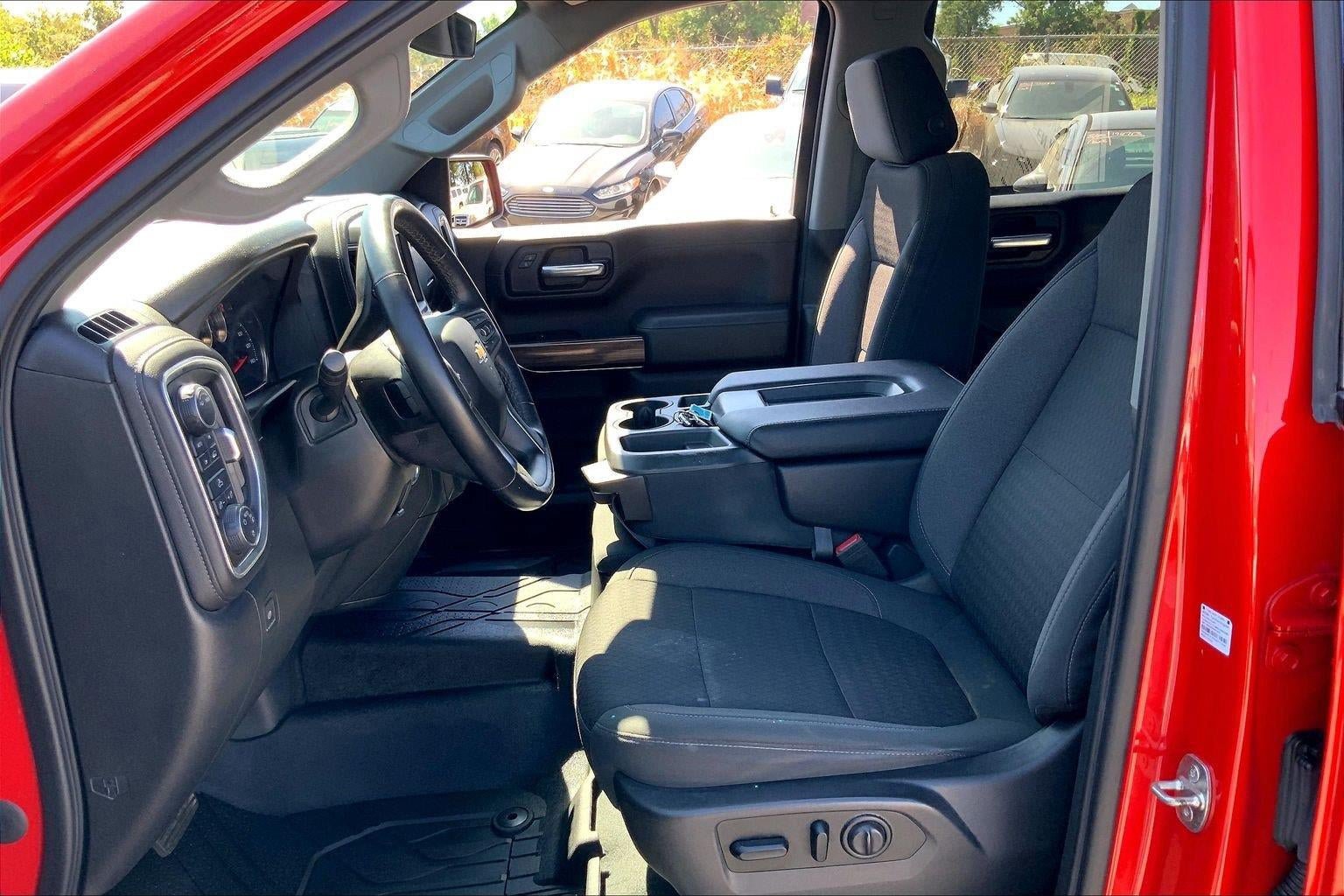 Used 2021 Chevrolet Silverado 1500 LT w/ LPO, Liner Protection Package AWD/4WD image 21