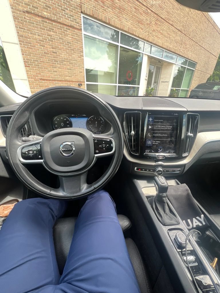 Used 2020 Volvo XC60 T5 Inscription AWD/4WD image 16
