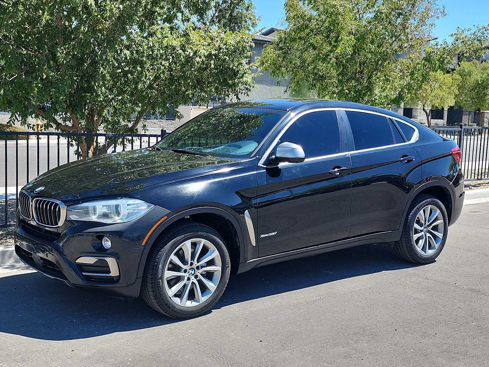Used 2018 BMW X6 xDrive35i AWD/4WD image 4