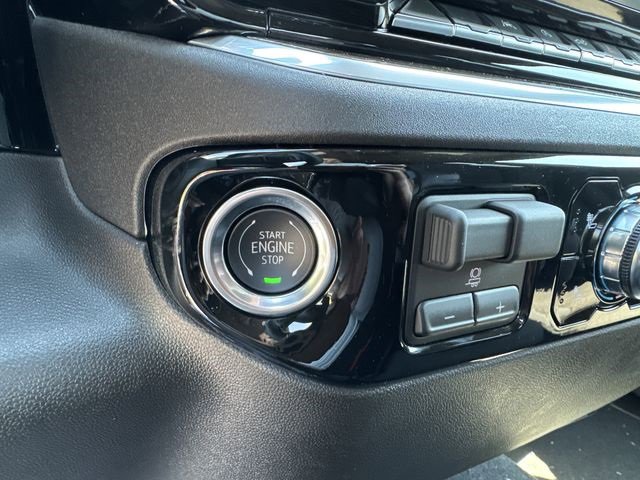 New 2026 GMC Sierra 1500 Elevation image 17