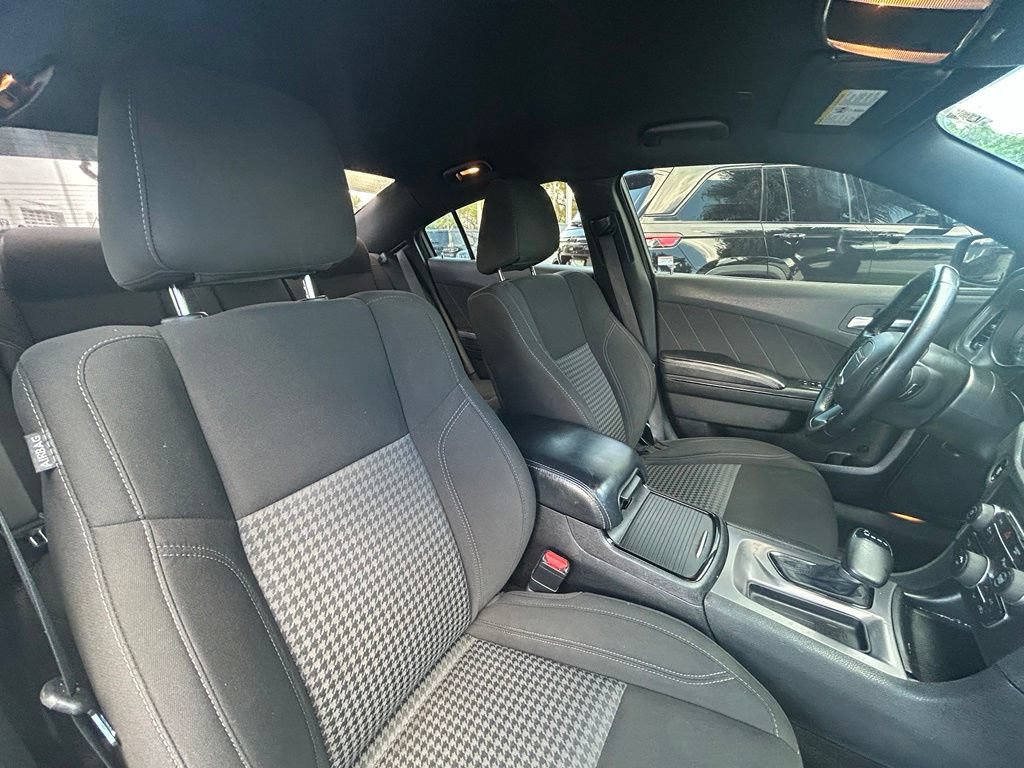 Used 2023 Dodge Charger SXT w/ Blacktop Package RWD image 28