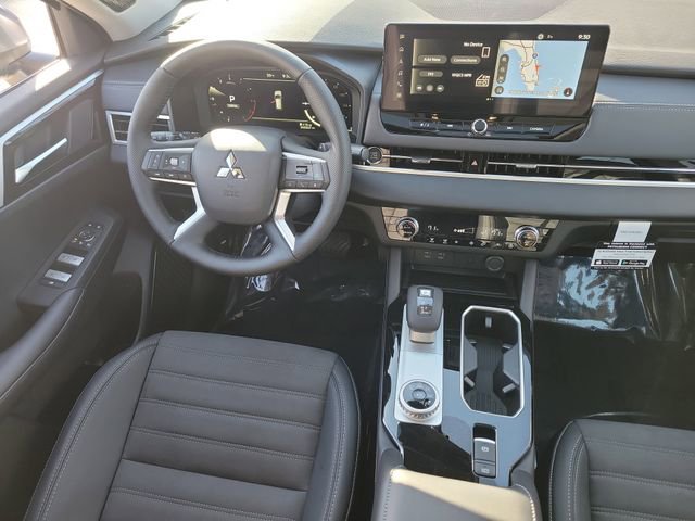 New 2026 Mitsubishi Outlander SE FWD image 16