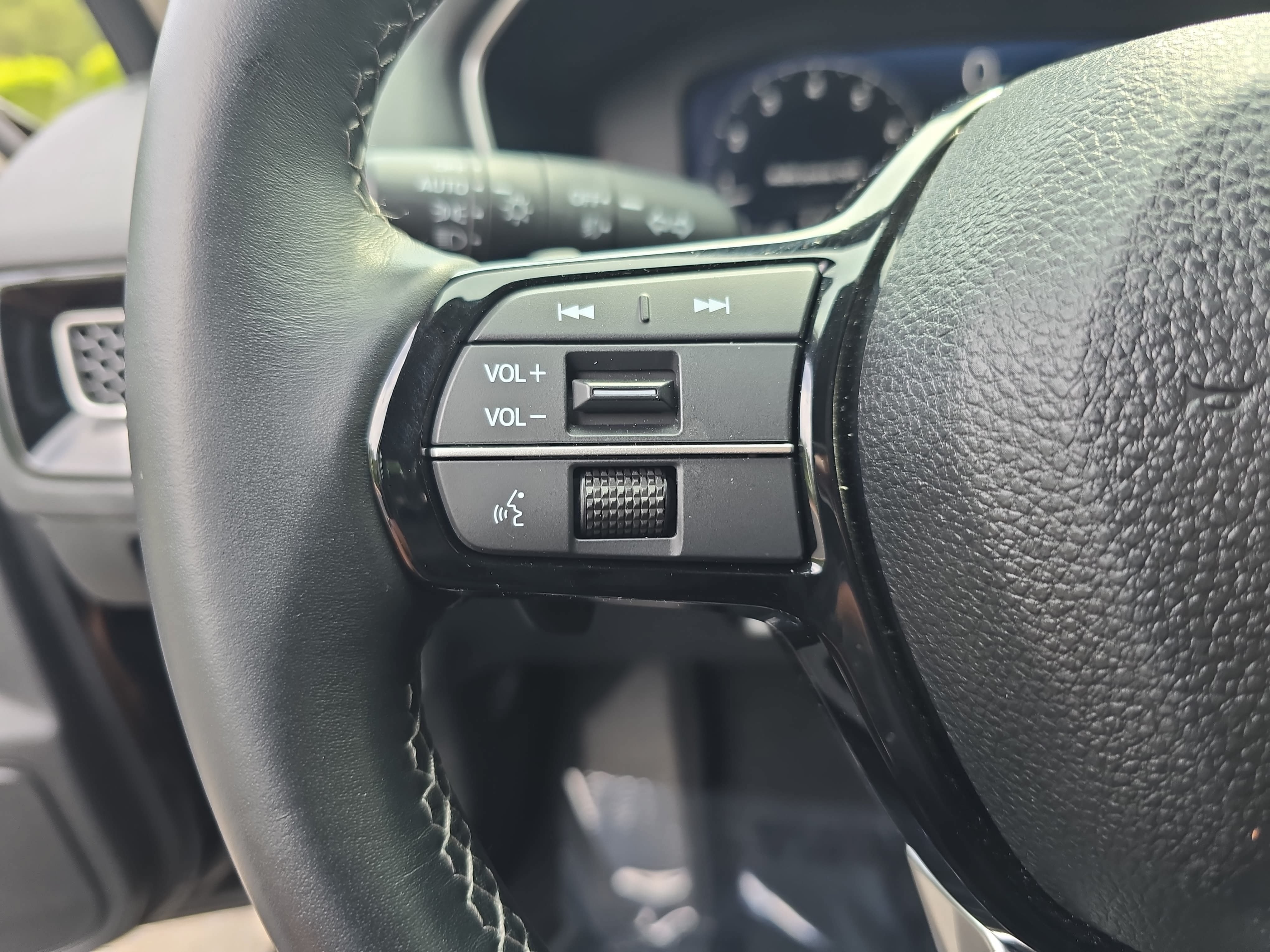 Used 2023 Honda Civic Touring image 16