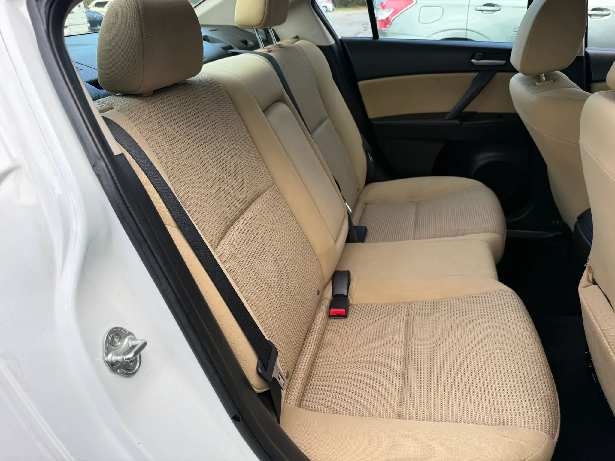 Used 2013 MAZDA MAZDA3 i Touring FWD image 22