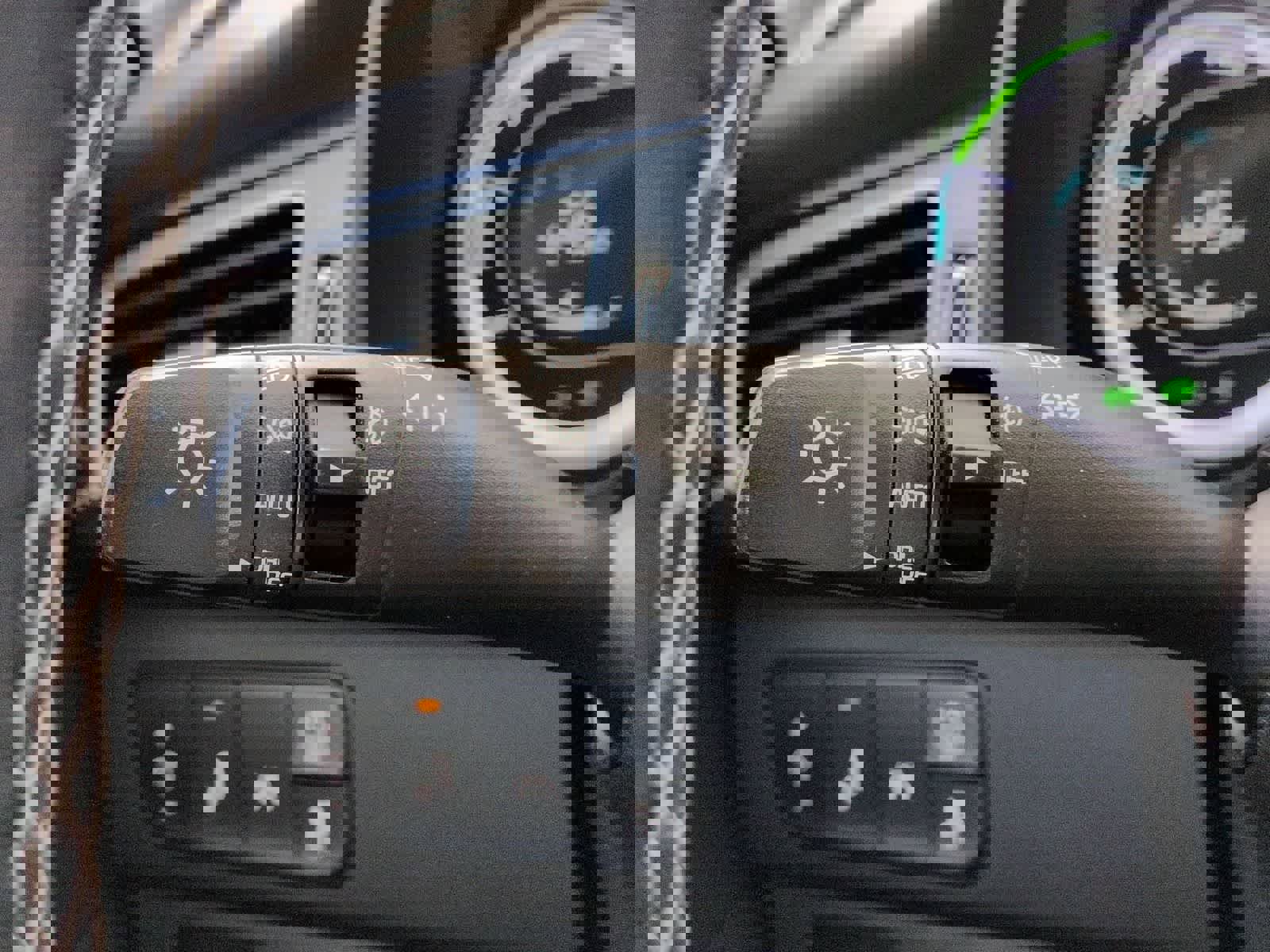 Used 2019 Kia Niro EX w/ EX Premium Package FWD image 18