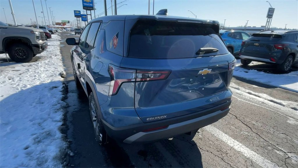 New 2026 Chevrolet Equinox LT w/ Convenience Package II image 8