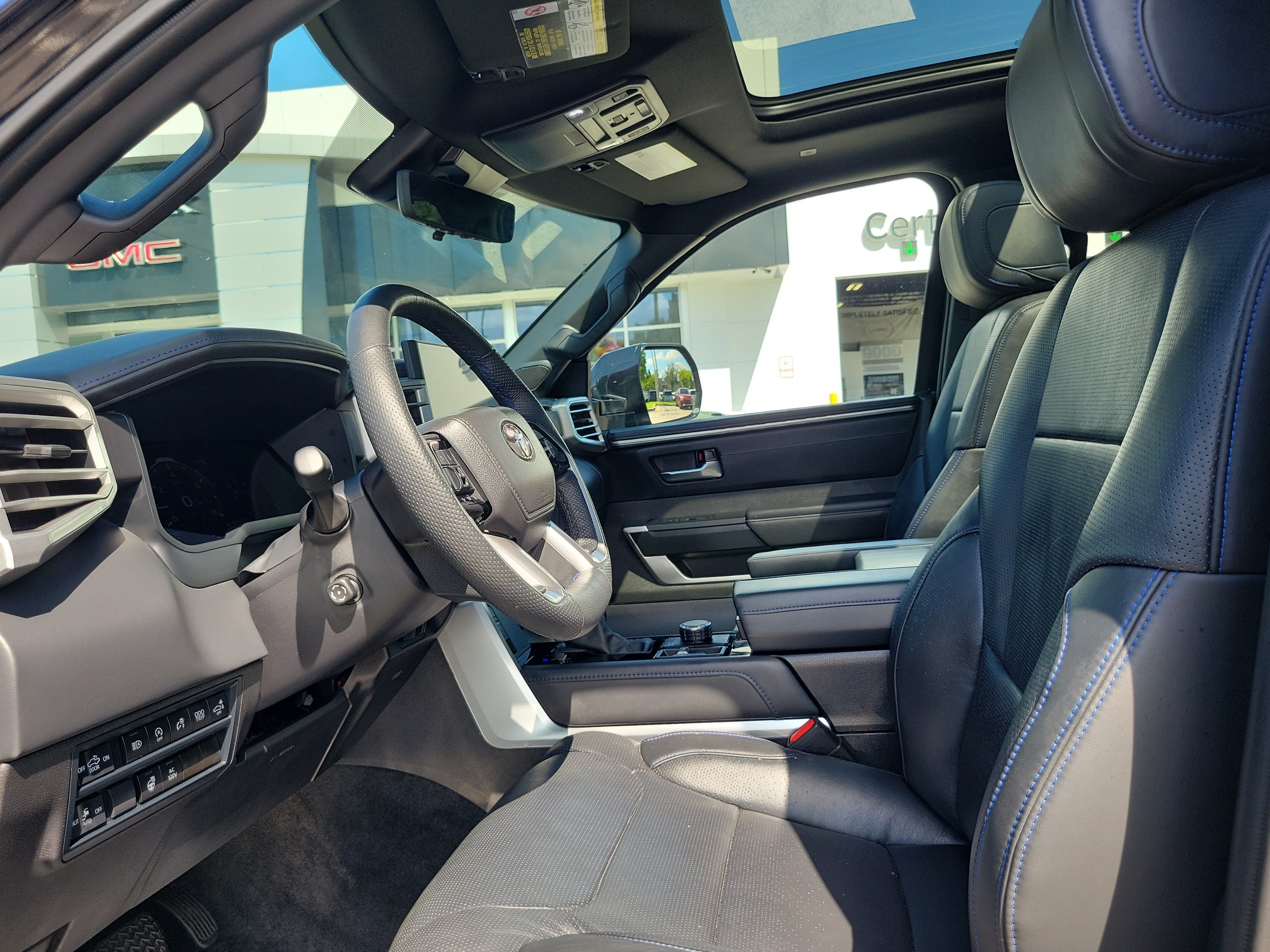 Used 2025 Toyota Tundra Platinum AWD/4WD image 9