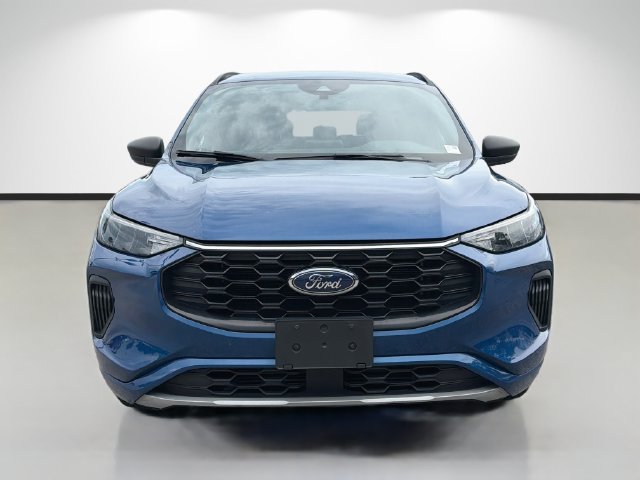 Used 2023 Ford Escape ST-Line AWD/4WD image 8