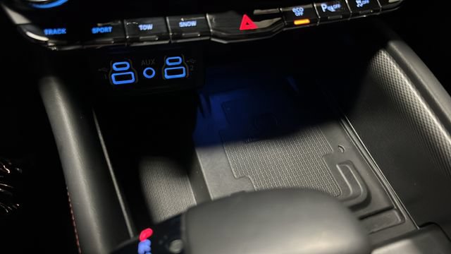 Used 2024 Dodge Durango R/T w/ Tow 'N Go Package AWD/4WD image 32