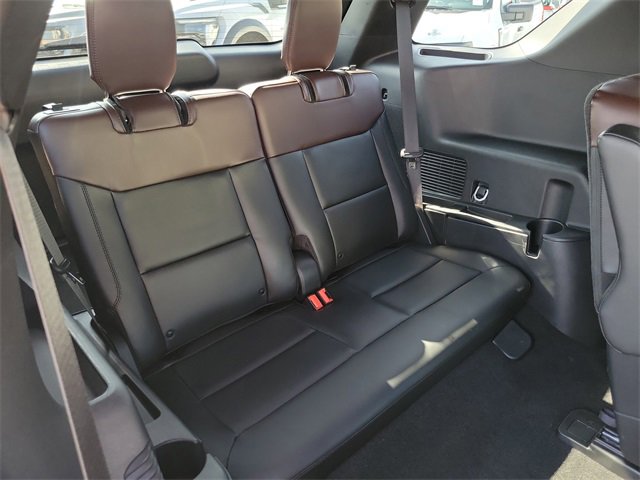 Certified 2023 Ford Explorer Platinum w/ Technology Package image 22