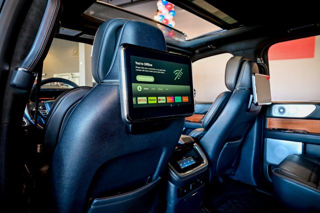 Used 2022 Lincoln Navigator L Black Label image 22