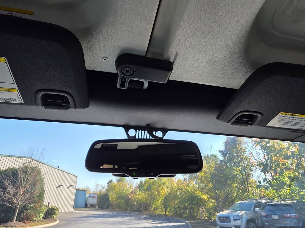 Used 2017 Jeep Wrangler Unlimited Willys image 20