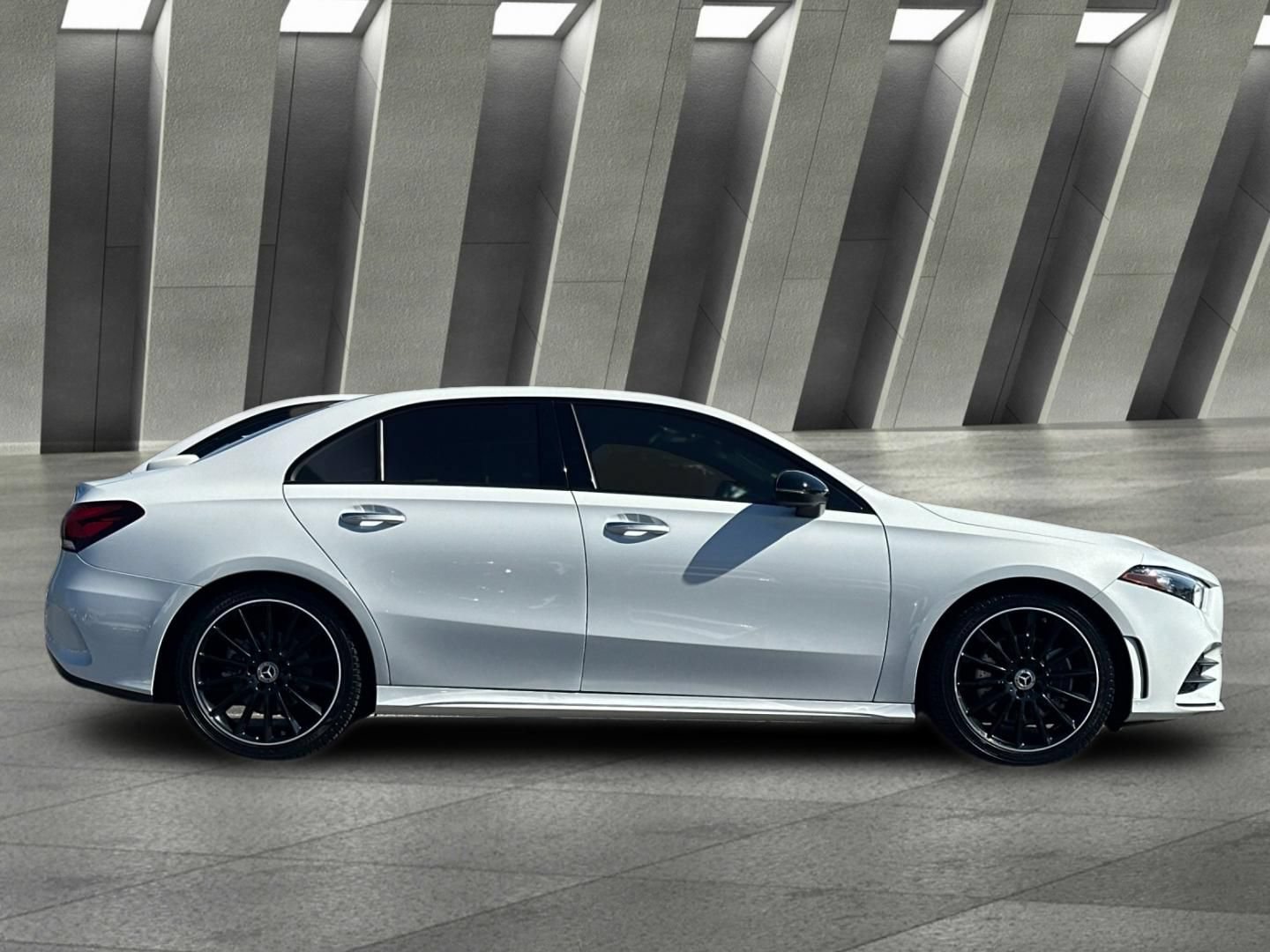 Used 2020 Mercedes-Benz A 220 image 3