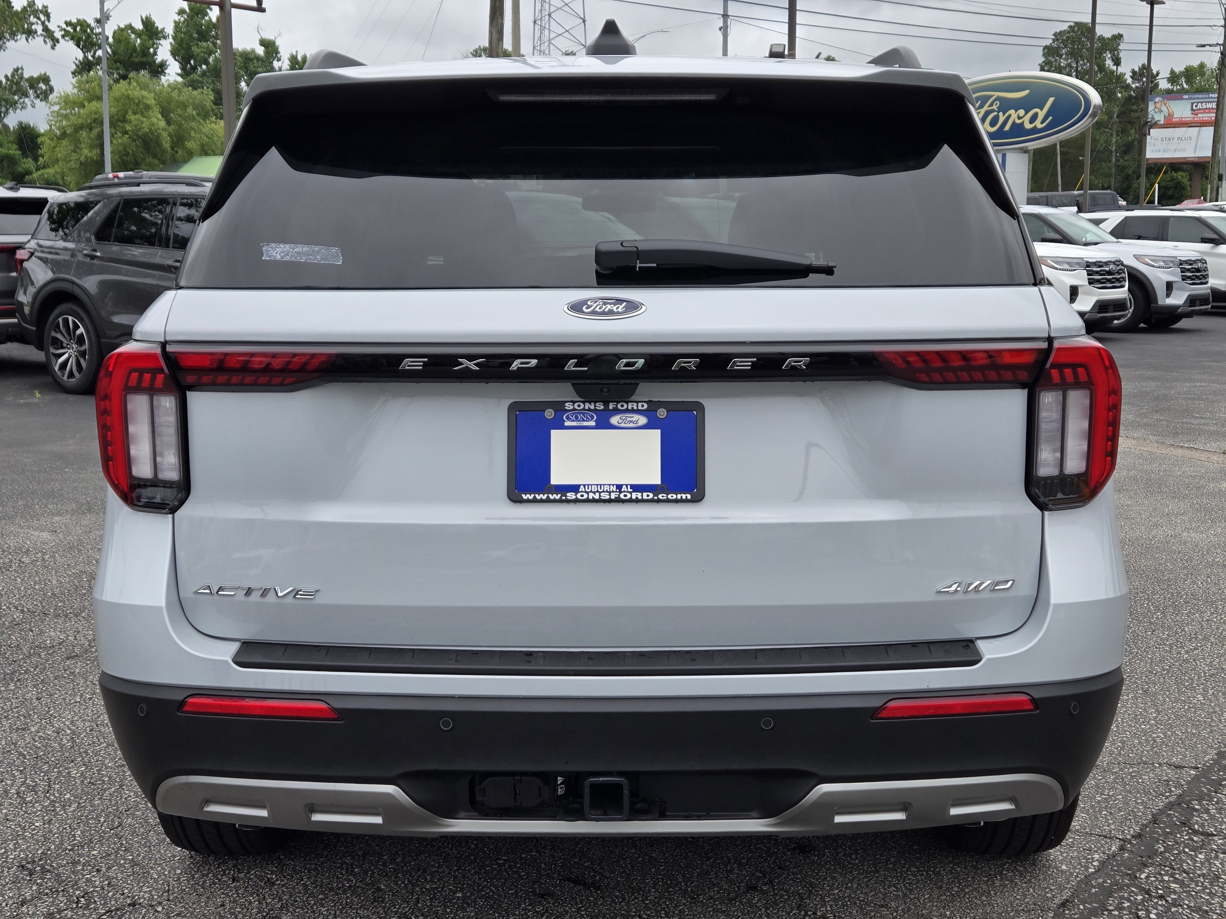 New 2026 Ford Explorer Active w/ Active Comfort Package AWD/4WD image 9