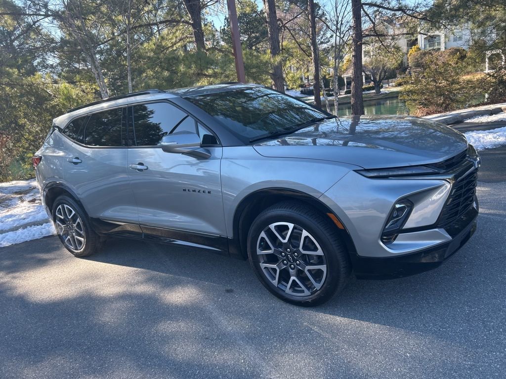 Certified 2023 Chevrolet Blazer RS image 2