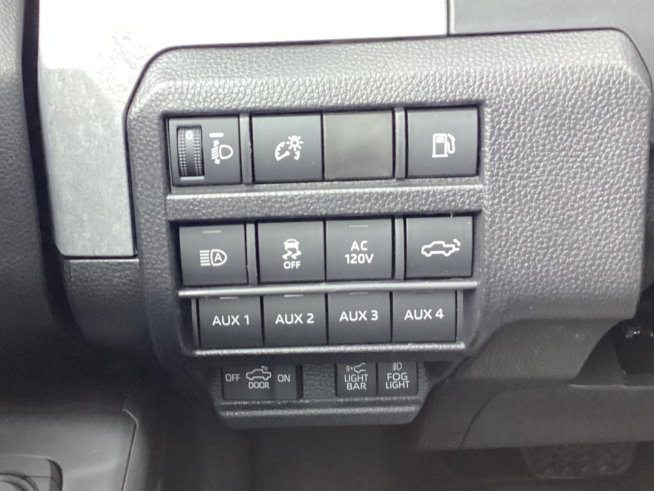 New 2026 Toyota Tacoma 4x4 Double Cab Hybrid image 24
