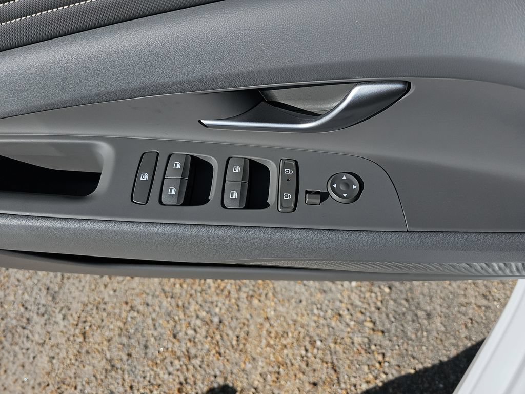 New 2026 Hyundai Elantra SEL Sport Premium FWD image 29