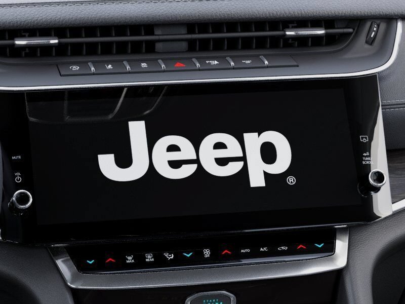 New 2026 Jeep Grand Cherokee Altitude AWD/4WD image 10