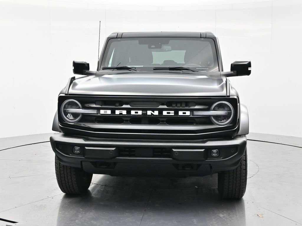 Used 2025 Ford Bronco Outer Banks w/ Matte Film Protection Package AWD/4WD image 2