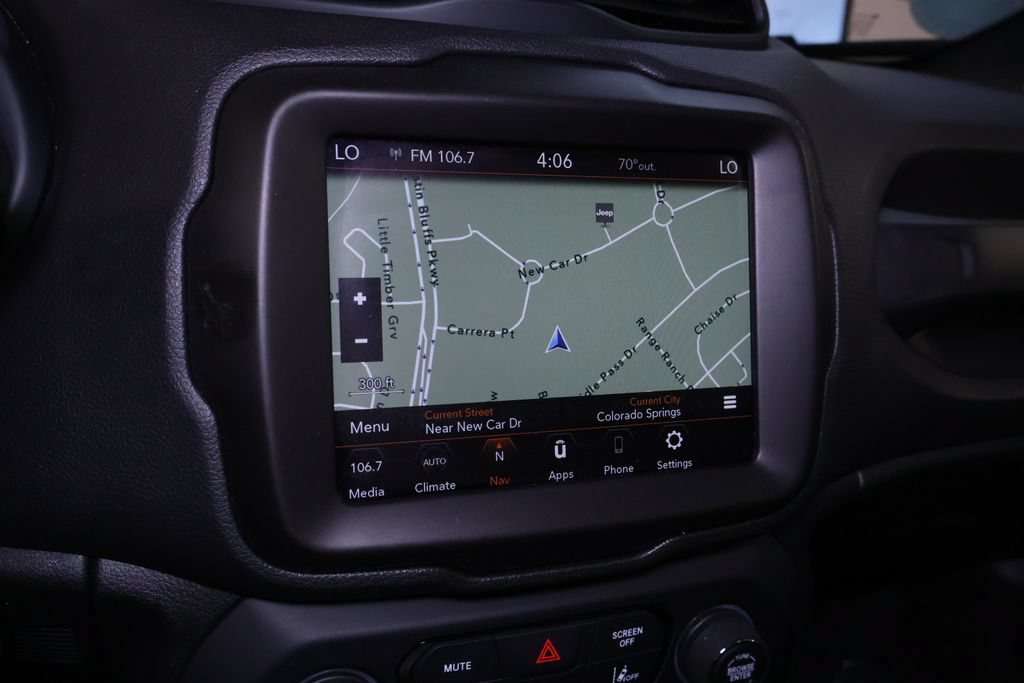 Used 2023 Jeep Renegade Latitude AWD/4WD image 29