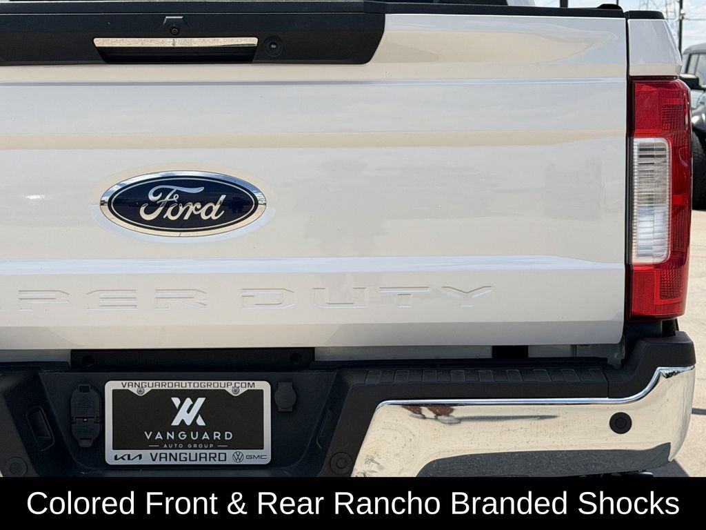 Used 2017 Ford F250 Lariat w/ Lariat Ultimate Package AWD/4WD image 9