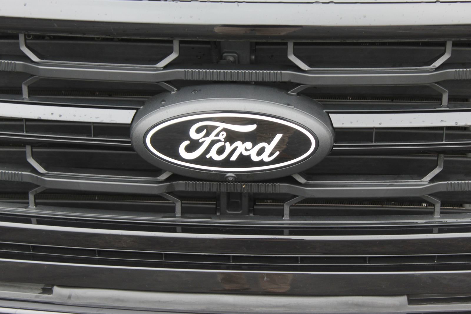 Used 2024 Ford F150 XLT w/ Equipment Group 302A MID image 13