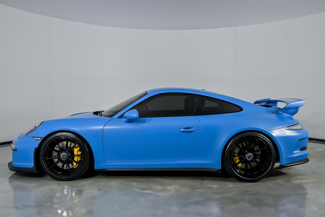 Used 2015 Porsche 911 GT3 RWD image 8