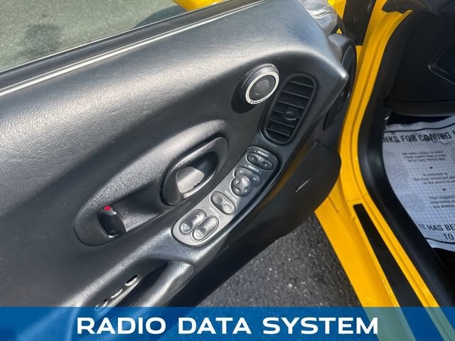 Used 2004 Chevrolet Corvette Z06 w/ Memory Package RWD image 11