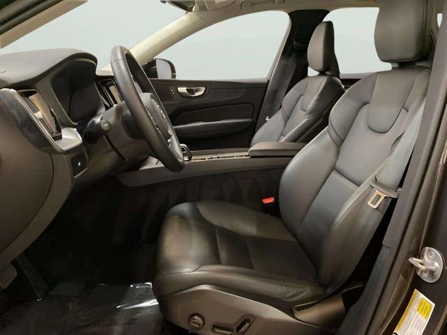 Used 2025 Volvo XC60 B5 Core AWD/4WD image 69