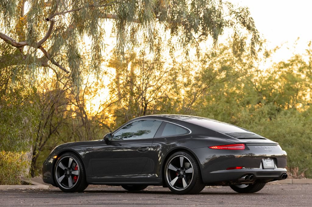 Used 2014 Porsche 911 50th Anniversary Edition RWD image 7