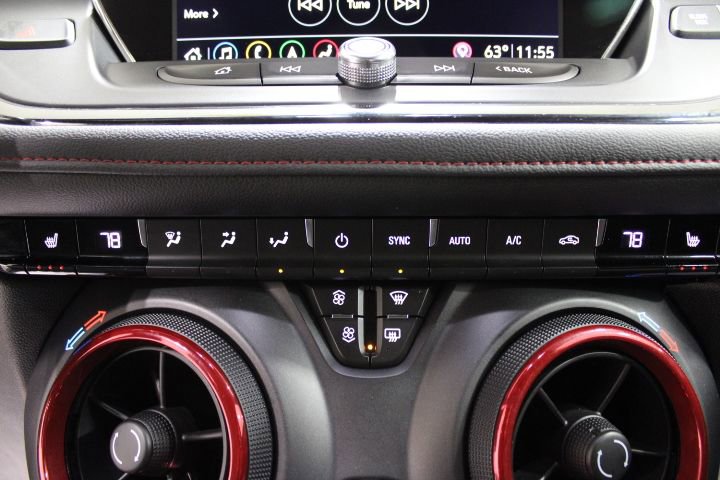 Used 2019 Chevrolet Blazer RS w/ LPO, Floor Liner Package image 35