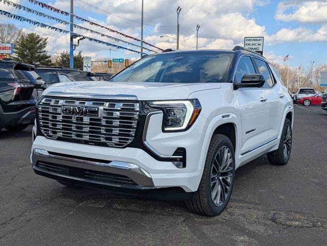 New 2026 GMC Terrain Denali w/ LPO, Black Badging Package AWD/4WD video 3