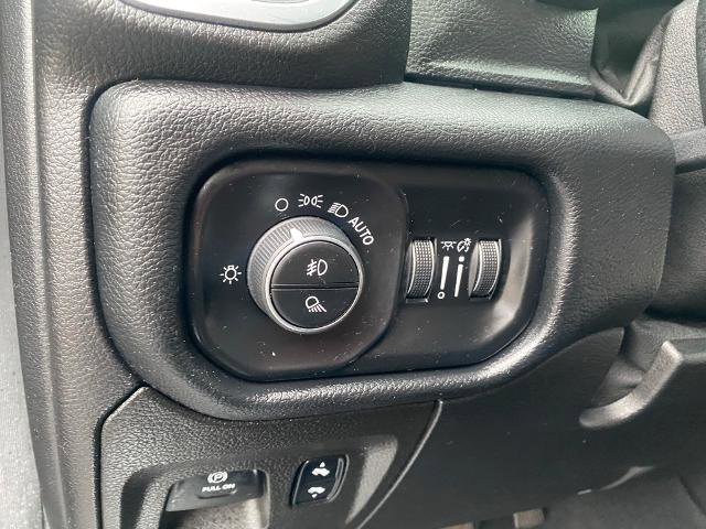 Used 2019 RAM 1500 Laramie image 17