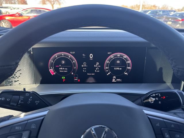 New 2026 Volkswagen Tiguan SE R-Line FWD image 11