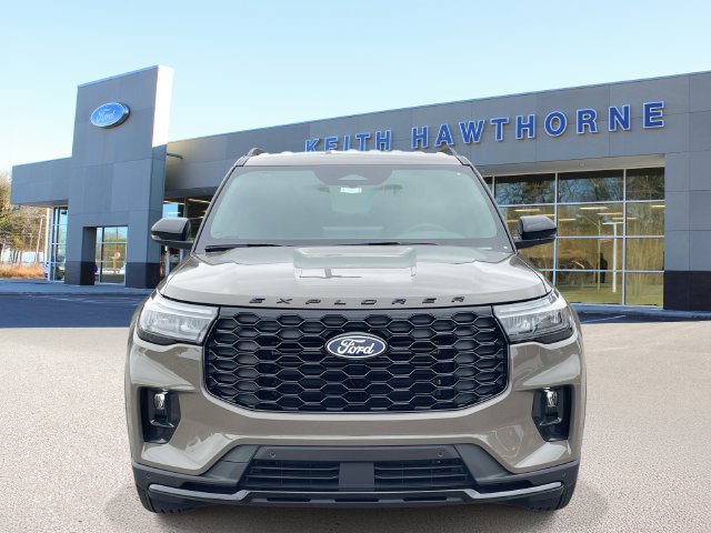 New 2027 Ford Explorer ST-Line w/ Premium Package RWD image 2
