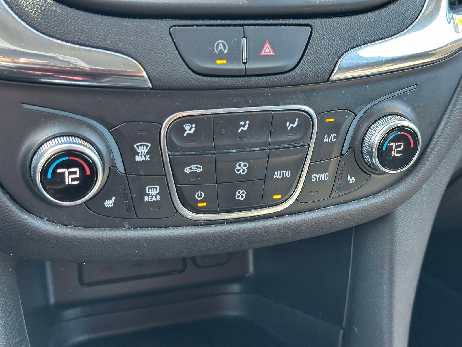 Certified 2023 Chevrolet Equinox LT image 29