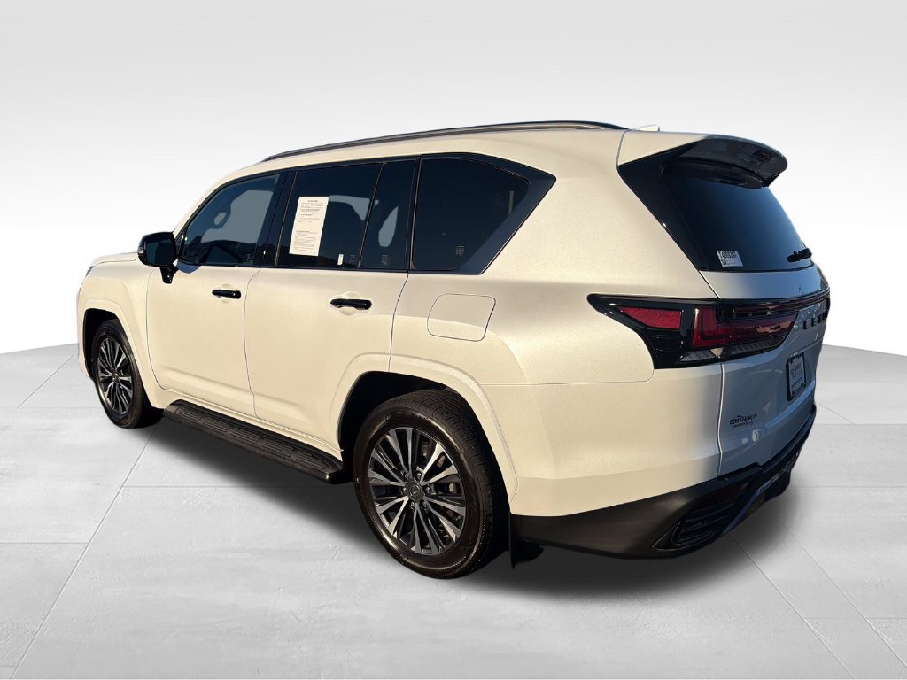 Used 2026 Lexus LX 600 4WD w/ Interior Upgrade Package image 3