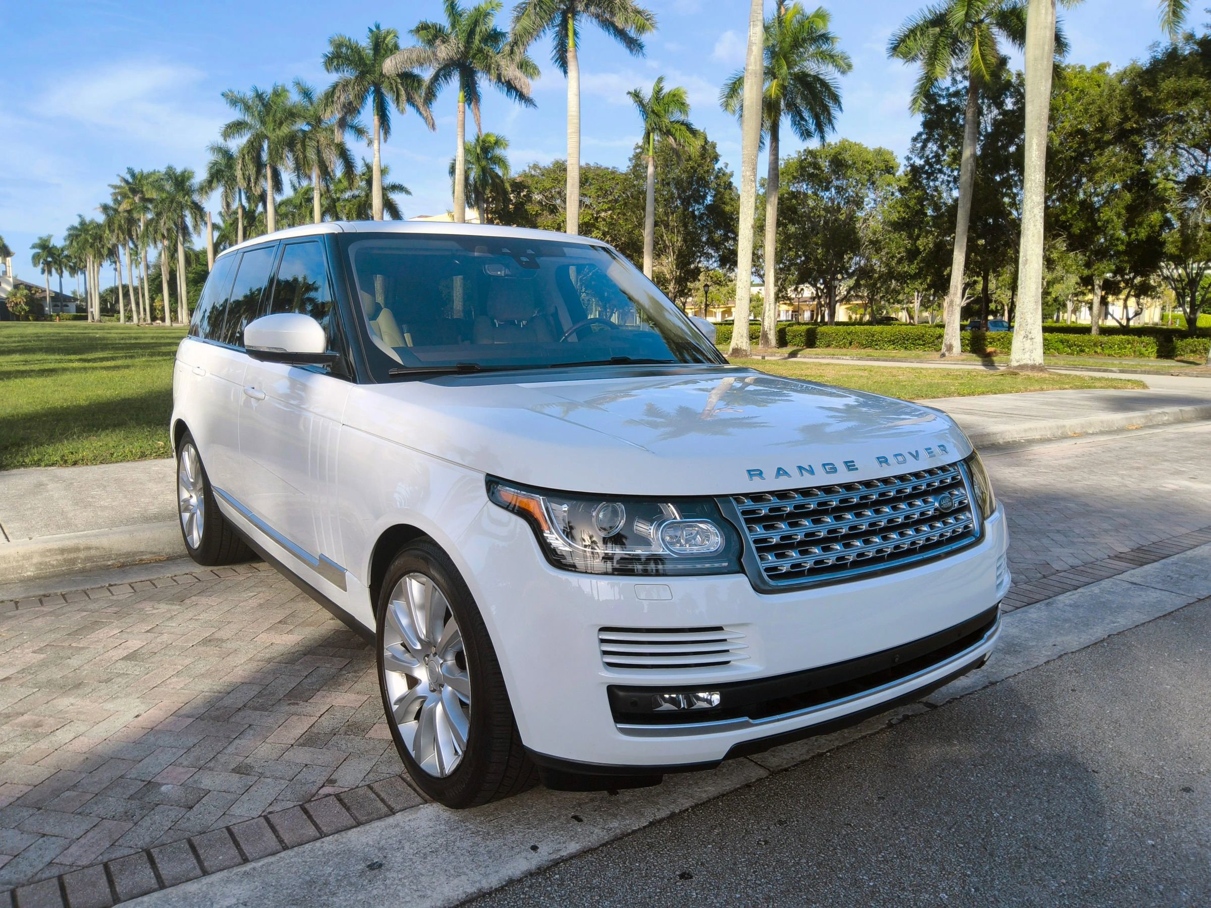 Used 2017 Land Rover Range Rover Supercharged