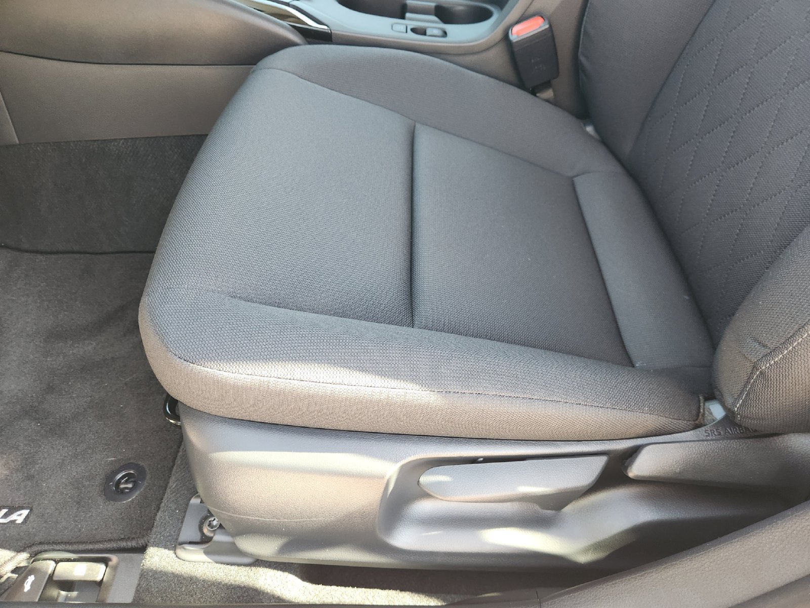 New 2027 Toyota Corolla LE FWD image 23