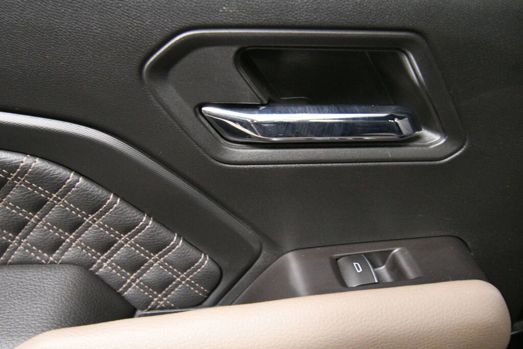 Used 2023 GMC Canyon Denali AWD/4WD image 22