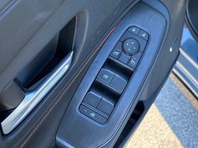 New 2026 Nissan Sentra SR w/ SR Premium Package FWD image 12