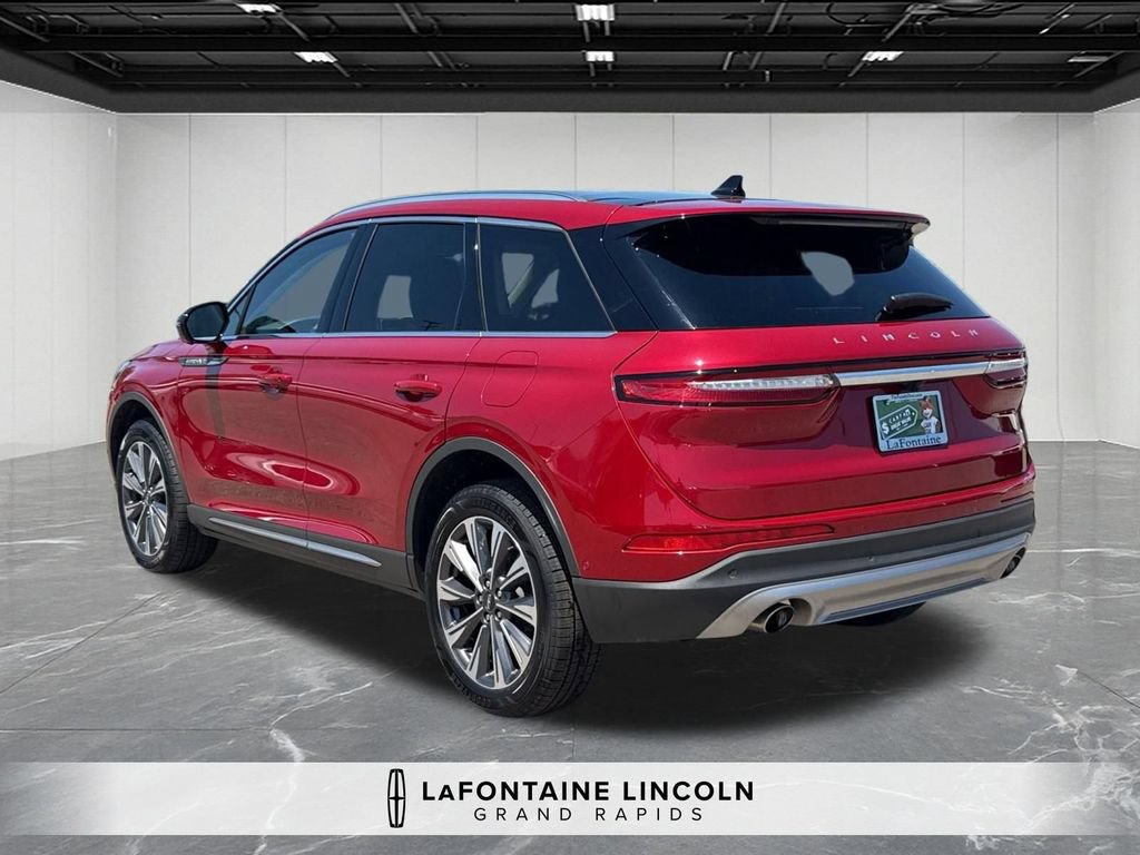 Certified 2022 Lincoln Corsair Reserve w/ Equipment Group 201A AWD/4WD image 3